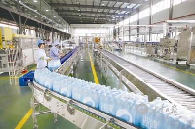 豐海新能源推出'海露'純凈水新包裝瓶，推動海水淡化與資源再生利用技術(shù)發(fā)展